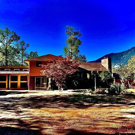 Country Home, Sleeps 6 Pets Friendly Port Alberni Extérieur photo