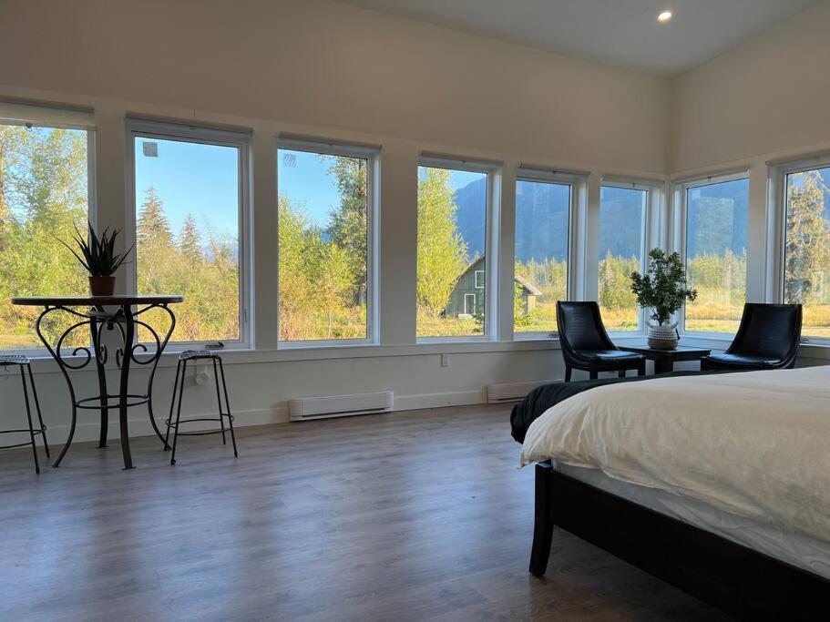 Country Home, Sleeps 6 Pets Friendly Port Alberni Extérieur photo