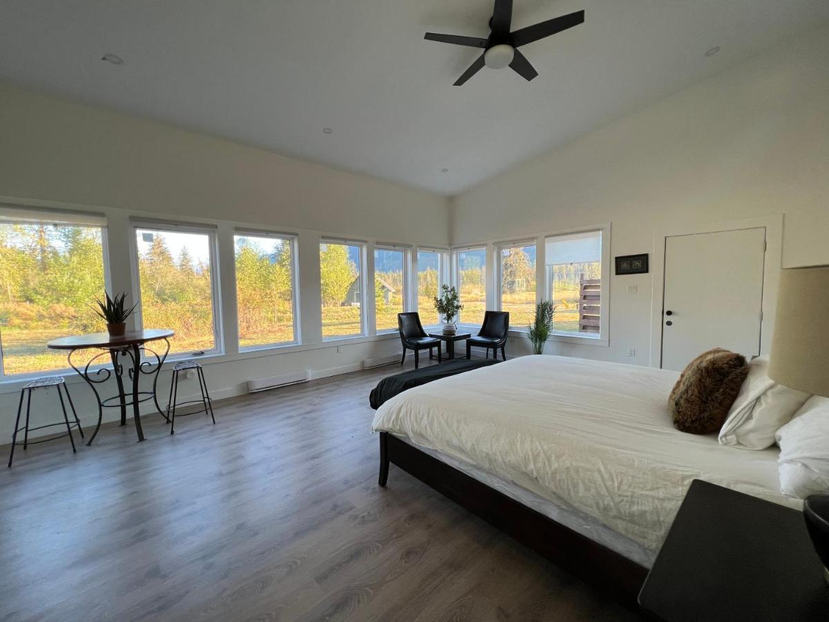 Country Home, Sleeps 6 Pets Friendly Port Alberni Extérieur photo