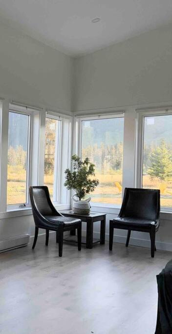 Country Home, Sleeps 6 Pets Friendly Port Alberni Extérieur photo